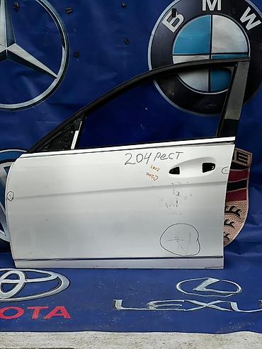 w204: Дверь Передняя левая Mercedes-Benz, Б/у, Оригинал — 1
