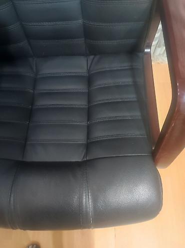 Офисные кресла: Продаю руководительское кресло "Атлант- экстра" натуральная кожа и — 7