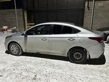 Hyundai: Hyundai Solaris: 2017 г., 1.4 л, Механика, Бензин, Седан