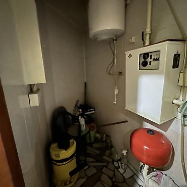 средний низкий: Продается нежилое коммерческое помещение под офис/магазин/спортивный — 4