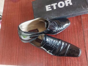 лакированные туфли: Продаю мужские туфли турецкой фирмы,ETOR,,в отличном