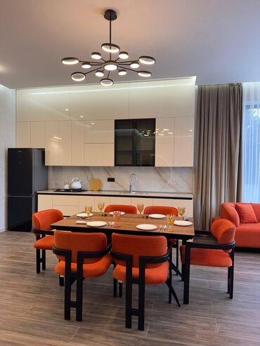 Həyət evləri və villaların satışı: 3 otaqlı, 130 kv. m, Yeni təmirli — 4