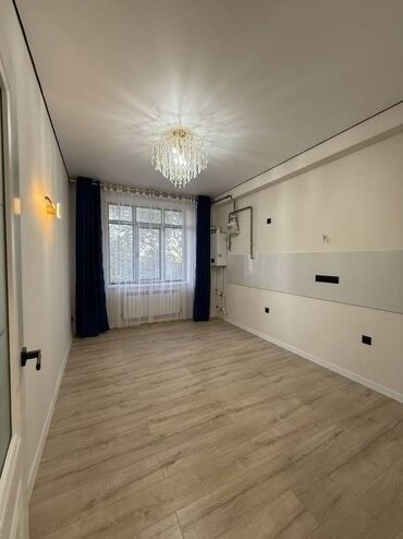 квартира рабочий горадок: 3 бөлмө, 81 кв. м, Элитка, 1 кабат, Евроремонт