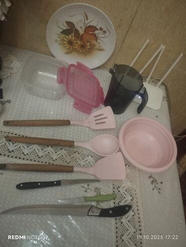 Plaşlar: Şəkildəki hamısı bir yerdə 5 manata her (şəkildəki) satılır köçlə — 8