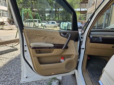 Honda: Honda Elysion: 2004 г., Автомат, Бензин, Минивэн — 15