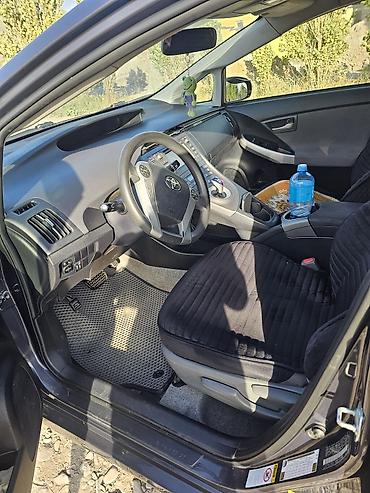 ош жапалак: Toyota Prius: 2015 г., 1.8 л, Автомат, Гибрид, Хетчбек — 3