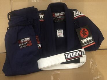 ролик для тренировки: Кимоно для Бразильского Джиу-Джитсу Tatami Nova M000 с поясом, синее