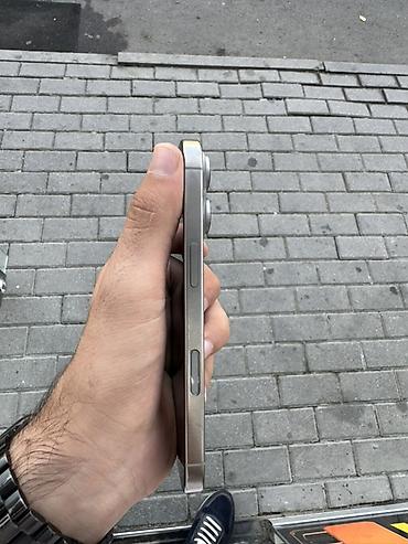balaca iphone: IPhone 16 Pro, 512 GB, Natural Titanium — 2