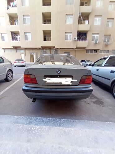 BMW: BMW 3 series: 2.5 l | 1995 il Sedan