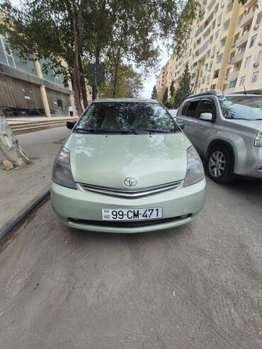 Toyota: Maşın 300 manat depozit günü 25 manat arendaya verilir idal vəzyətdədi -da lalafo.az — 1 Toyota: Maşın 300 manat depozit günü 25 manat arendaya verilir idal vəzyətdədi — 1