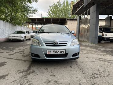 Toyota: Toyota Corolla: 2005 г., 1.6 л, Механика, Бензин, Хэтчбэк