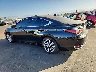 inter: Lexus ES: 2020 г., 2.5 л, Автомат, Гибрид — 5