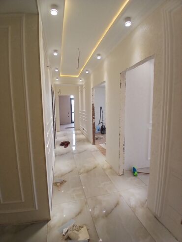 Duş kabinaları, arakəsmələr: Mərmər dizaynlı sanitar qovşaqların tam təmiri və yığılması xidməti — 8