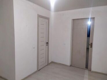 суточный квартира рядом: 20 м², Без мебели