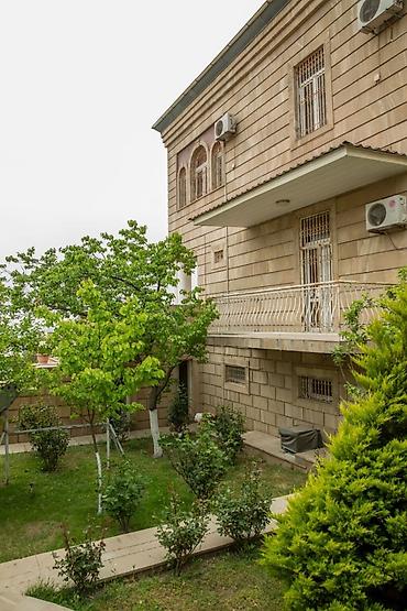 ev ve bag: Hovuzlu, geniş həyətli bağ evi - Üçmərtəbəli daş tikili, klassik — 10