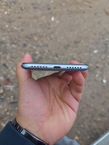 mi modem: Xiaomi Mi A2, 64 GB, rəng - Boz, 
 Qırıq — 5