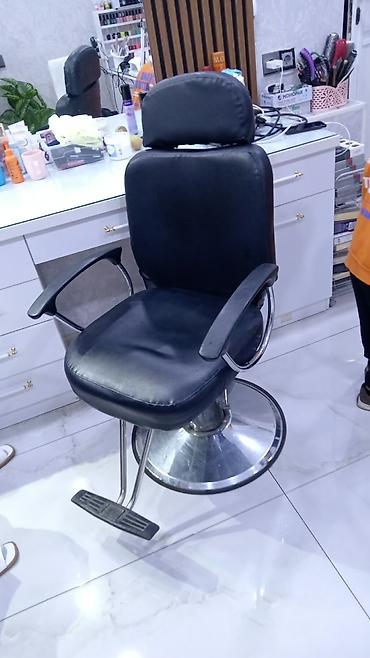 Peşəkar bərbər/kosmetologiya kreslosu - Material: qara süni dəri lalafo.az -da Peşəkar bərbər/kosmetologiya kreslosu - Material: qara süni dəri