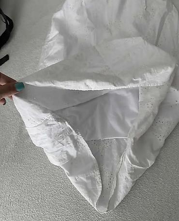 lil solid 2 0 kde kupit: Bela haljina sa volanom preko ramena (off-shoulder), sa izvezenim — 4