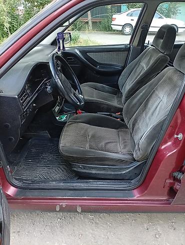 Seat: Seat Toledo: 1995 г., 1.8 л, Механика, Бензин, Хэтчбэк — 8