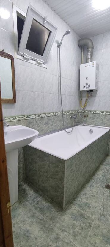 Uzunmüddətli kirayə mənzillər: Sabunçu rayonu, Bakıxanov qəsəbəsində Sülh küçəsi, İcra Hakimiyyəti və -da lalafo.az — 8 Uzunmüddətli kirayə mənzillər: Sabunçu rayonu, Bakıxanov qəsəbəsində Sülh küçəsi, İcra Hakimiyyəti və — 8