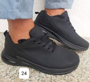 Women's Sneakers and athletic shoes: 46 — 4
