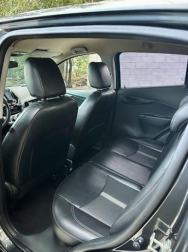 Chevrolet: Chevrolet Spark: 2018 г., 1 л, Вариатор, Бензин, Хэтчбэк — 15
