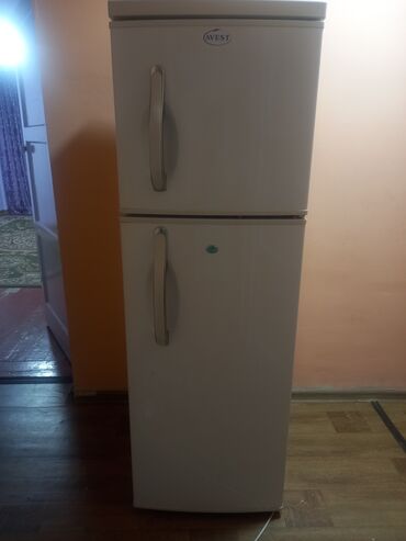 рассрочка холодильник: Муздаткыч Avest, Колдонулган, Эки камералуу