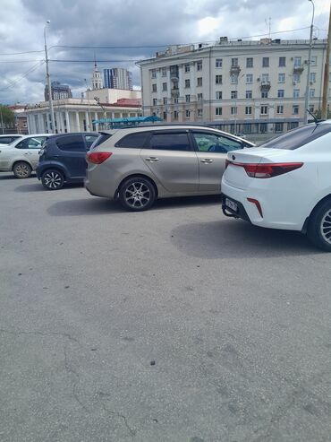 купить машину хендай солярис: Kia Ceed: 2015 г., 1.4 л, Механика, Бензин, Универсал