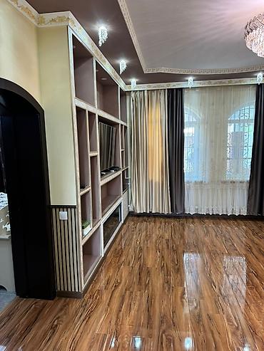 Долгосрочная аренда домов: 186 м², 5 комнат, Парковка, Балкон застеклен, Бассейн — 27