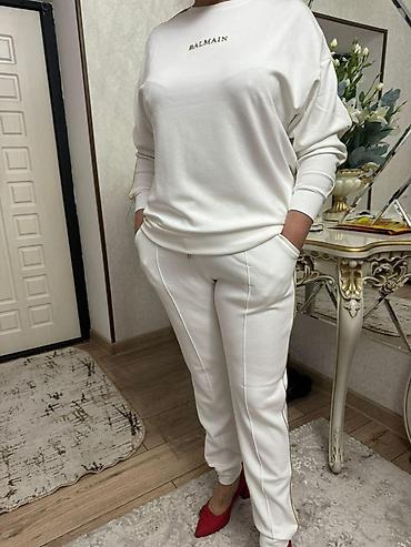 Брючные костюмы: Женская одежда — подборка моделей 1) Классический костюм-тройка — 3