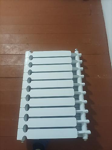 Alüminium seksiyalı radiator - Material: Alüminium - Rəng: Ağ -