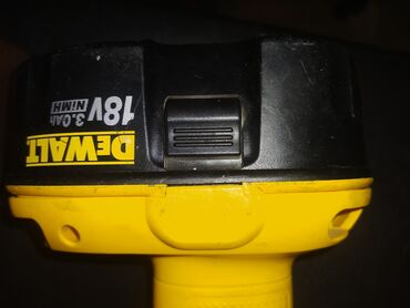 Šrafcigeri: DeWalt srafilica,busilica,punjac,korektno stanje sto se vidi na — 5