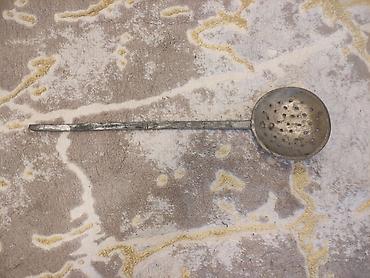 Mətbəx aksesuarları: Metal süzgəc qaşıq - Material: tam metal (ehtimalən dəmir/çəlik — 1