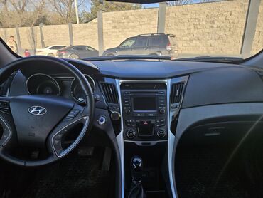 Hyundai: Hyundai Sonata: 2013 г., 2.4 л, Автомат, Бензин, Седан — 2