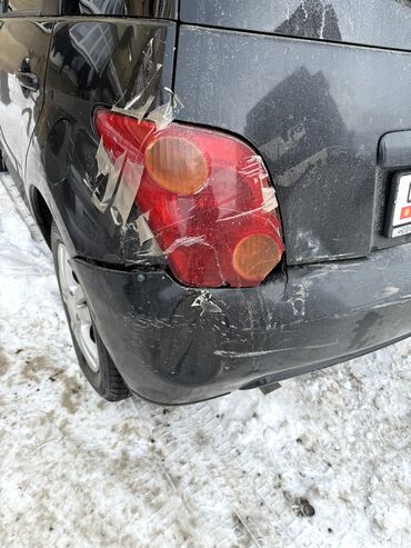 Toyota: Toyota ist: 2004 г., 1.5 л, Автомат, Бензин, Хэтчбэк — 7