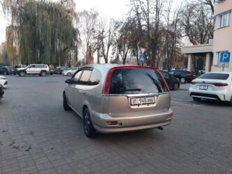 Honda: Honda Stream: 2001 г., 2 л, Автомат, Бензиновая, Универсал — 8