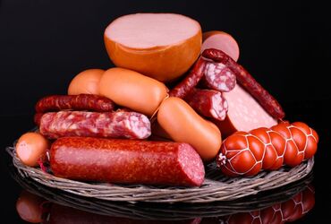 Продукты питания: Продаю колбасу возврат кг по 80 сом