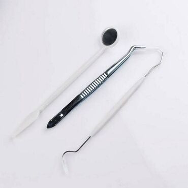 имплантация зубов: Набор инструментов для гигиены полости рта — зонд, зеркало и пинцет