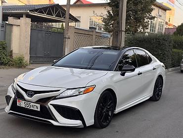kamri 75: Toyota Camry: 2022 г., 2.5 л, Гибрид, Седан — 3