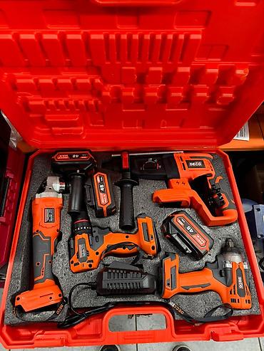 black decker: Набор аккумуляторного инструмента DECO (модель DC801) в прочном — 1