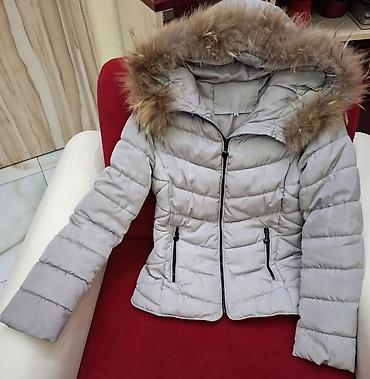 versace ranac: Ženska zimska jakna – kratki puffer kroj, bež/sivo-krem nijansa. - — 4