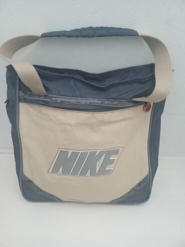 loreal senke za oci: Shoulder bag, Nike