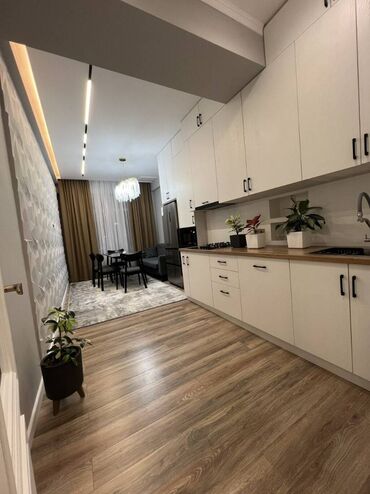 снять жилье в кыргызстане: 2 комнаты, 81 м², Элитка, 9 этаж, Евроремонт