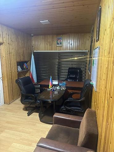 Ofis mebeli: Taxta örtüklü kabinet/ofis otağı – tam mebellə - Plan: bir otaqlı — 2