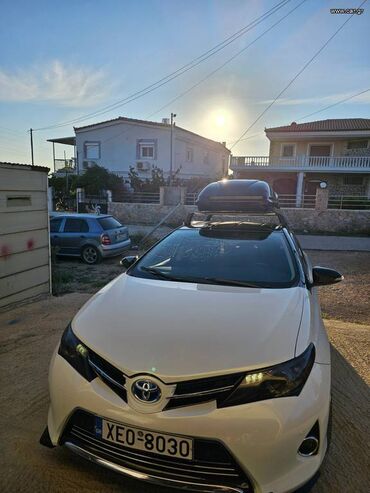 Toyota: Toyota Yaris: 1.8 l | 2015 year Coupe/Sports at lalafo.gr Toyota: Toyota Yaris: 1.8 l | 2015 year Coupe/Sports