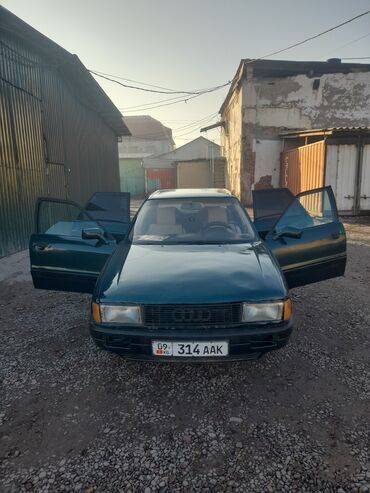 Audi: Audi 80: 1989 г., 1.8 л, Механика, Бензин, Седан