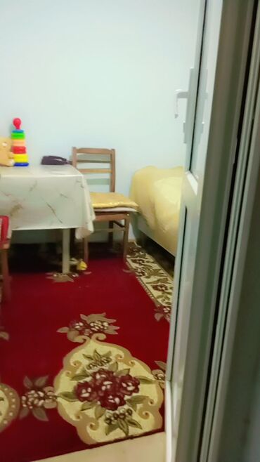 снять дом на 1 день: Kiraye ev verilir 200azn.Qaracuxurda.tek neferlik 1 otaq