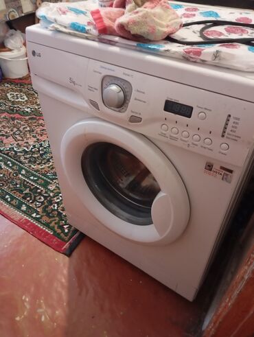 işlenmiş paltaryuyan maşinlar: Paltaryuyan maşın LG, 4 kq, İşlənmiş, Qurutma var