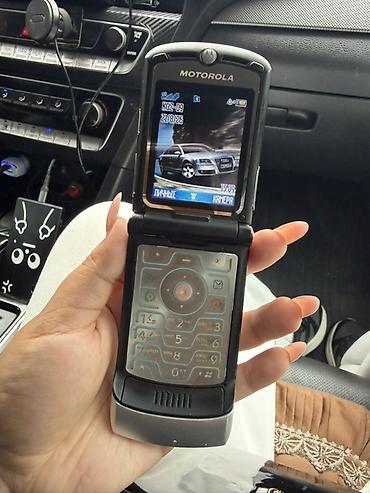nokia e52: Motorola Bravo Mb520, Б/у, цвет - Серебристый — 2