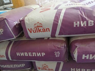 строительный уровень: Сухая строительная смесь "Нивелир" от "Vulkan" в мешках по 25 кг